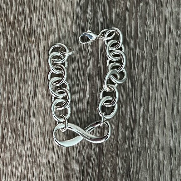 Tiffany & Co. infinity bracelet - Picture 4 of 6